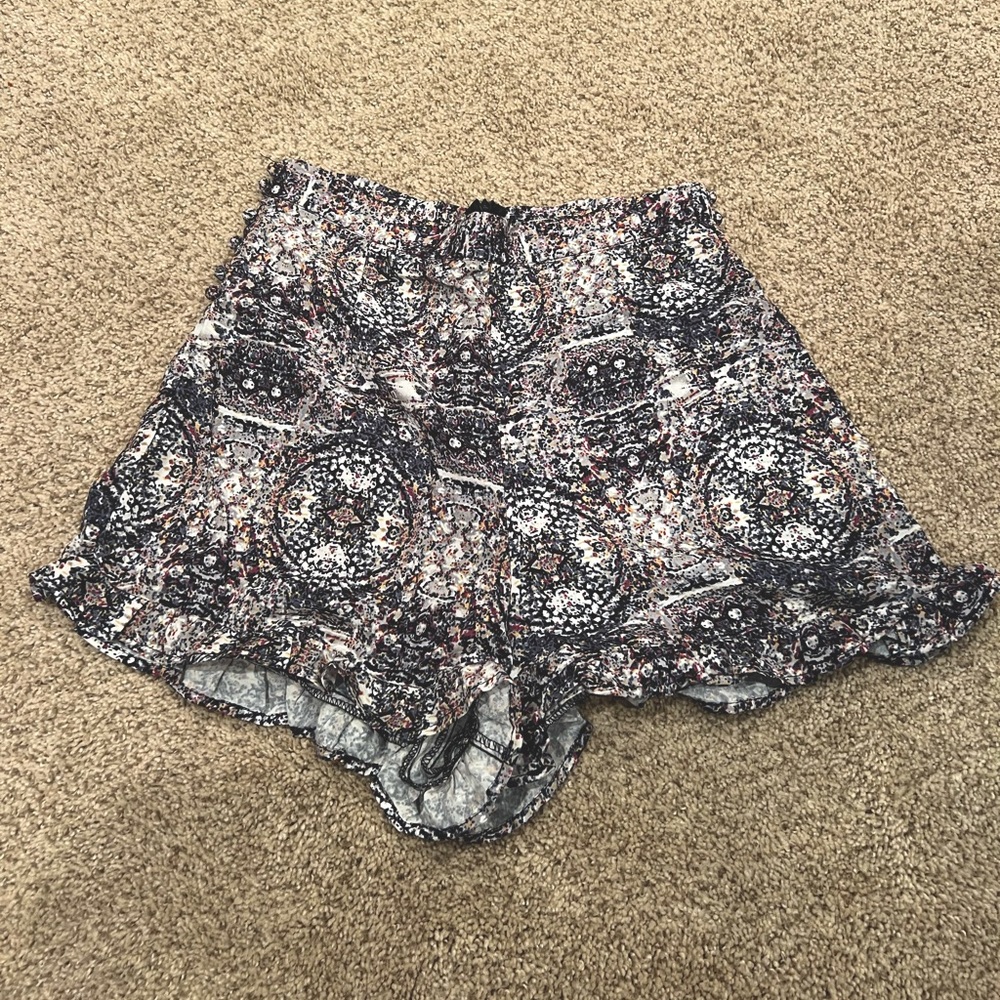 Mika & Gala high waisted shorts
